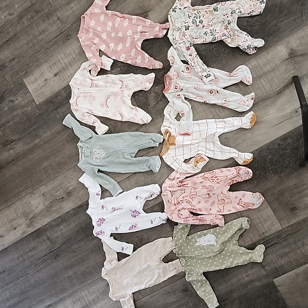 Newborn girls Onesie Bundle